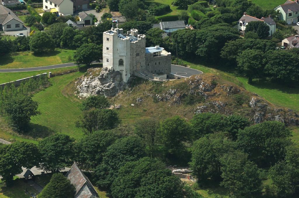 Roch Castle Hotel Exterior foto